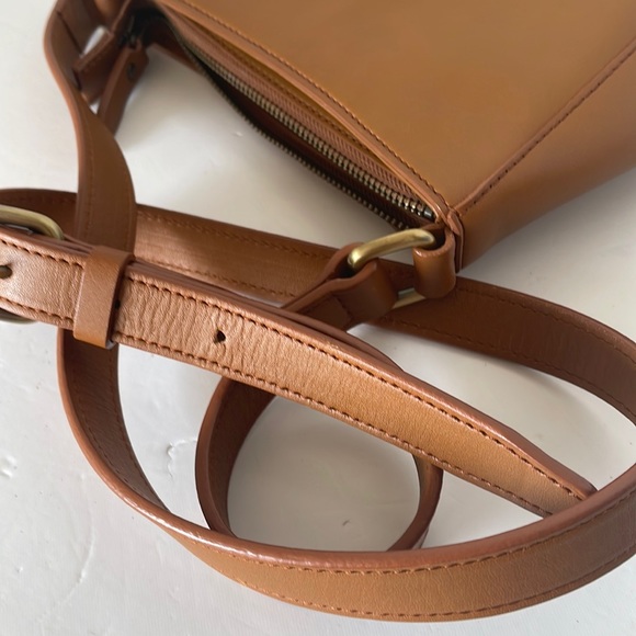 ✋Rare✋Limited Edition ✋Burberry Leather Nova Check Crossbody/Shoulder Bag. - Picture 11 of 17